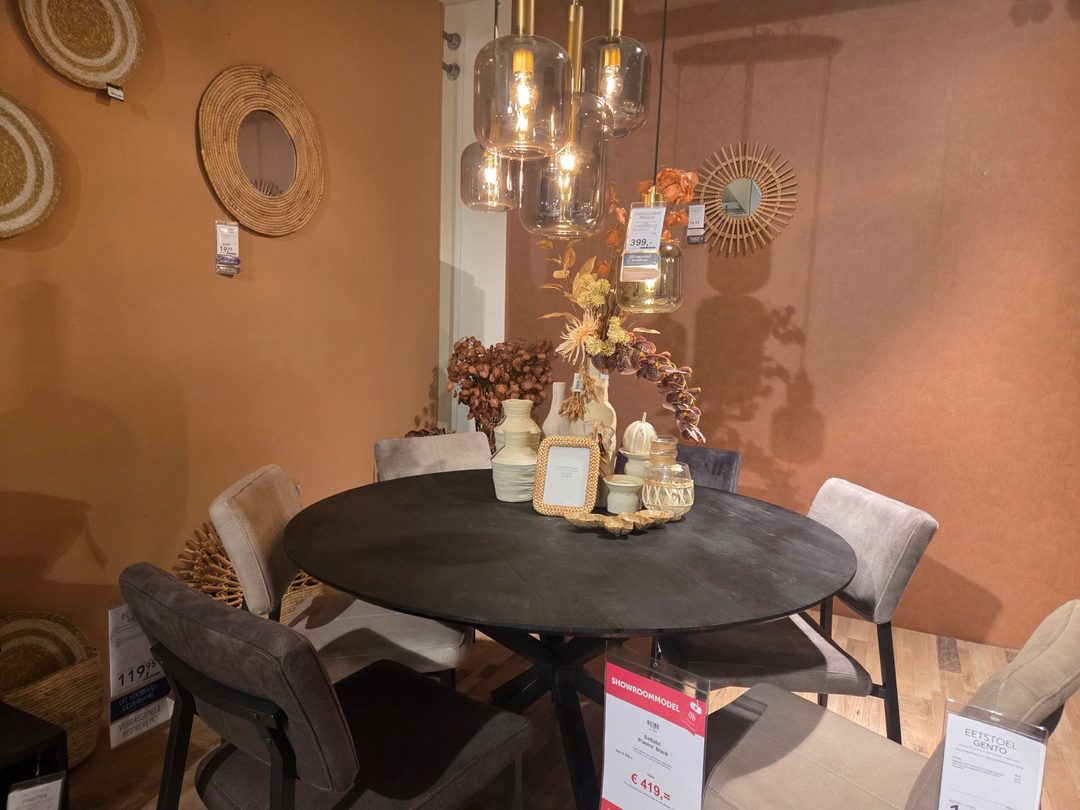Eettafel Piastra