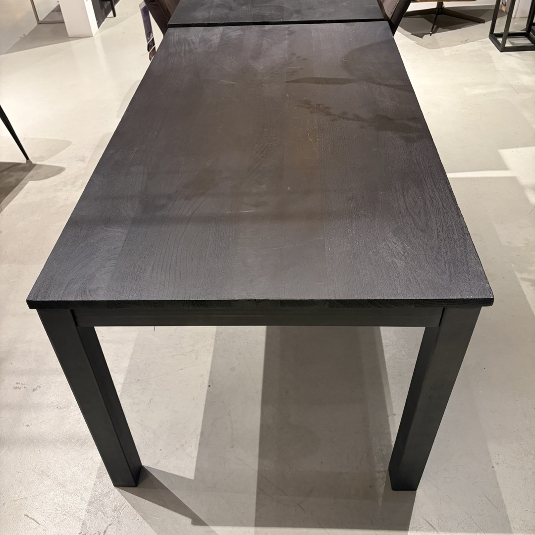 2x Eettafel Tratto