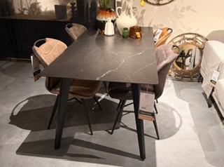Eettafel Lineto
