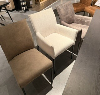 Set van 6 Vitale eetstoelen 