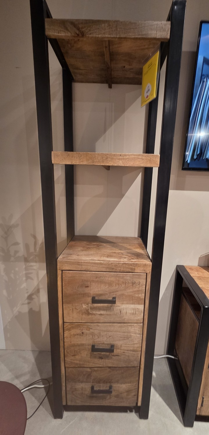 Hoge kast Newhaven