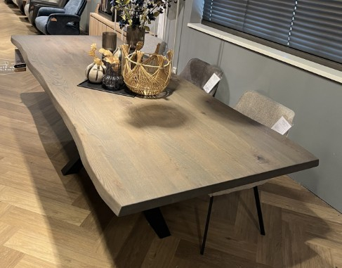 Eettafel Tavolo