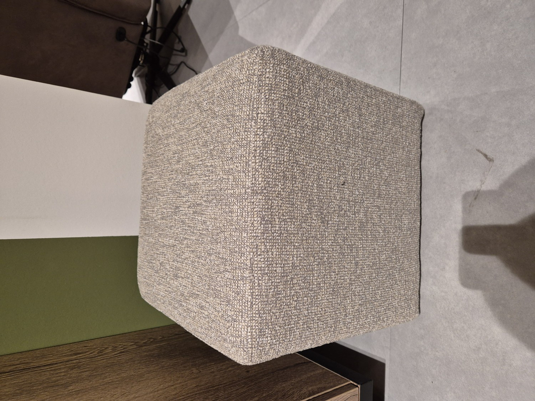 Hocker Roby