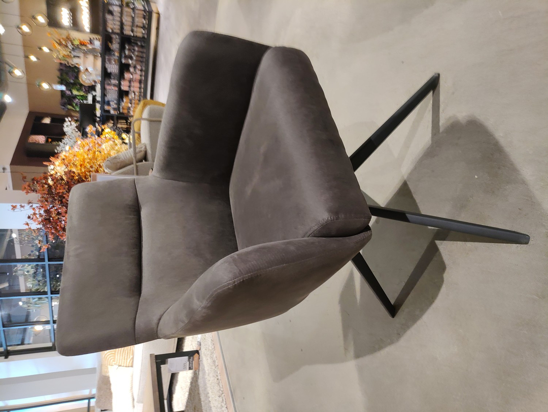 Armstoel CASSINA