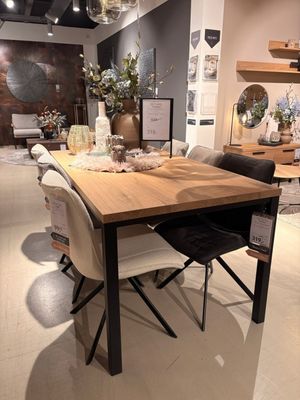 Eettafel TESINO
